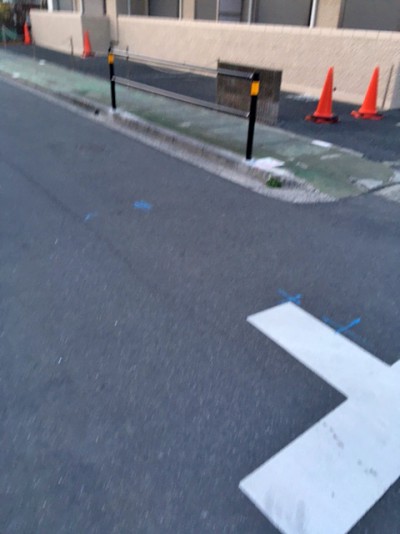 鬼高2丁目23地先の歩道3