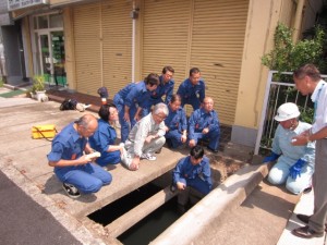 蓋かけ歩道 (2)